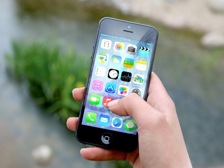 Se former au développement d’applications mobiles avec Simplon
