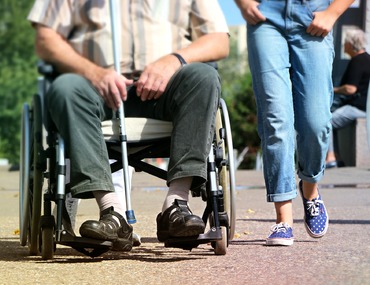 Travailler auprès des personnes âgées ou en situation de handicap